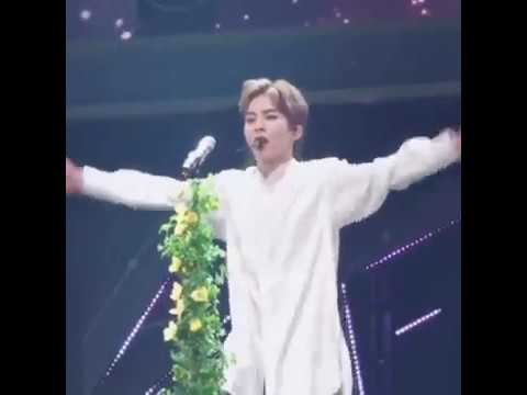 190428 - Magical Circus 시우민 Xiumin [Dont Go]