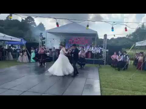 Bailando en Tercera Dimensión