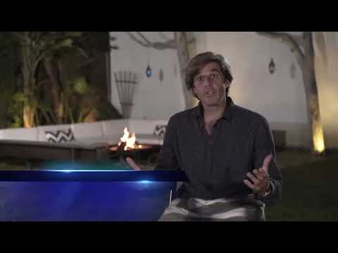 Elite Screens Yard Master 2 Dual Projection Screen Review with Juan Feldman