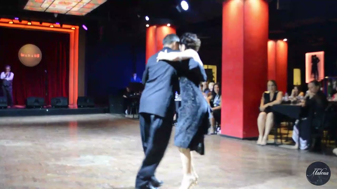 Video thumbnail for Claudia Códega & Esteban Moreno en Milonga Malena!!! 3/4