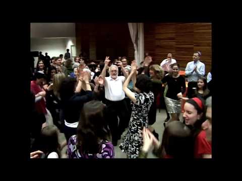 Maxwell Street Klezmer Band  video.