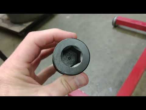 Special Socket for Removing Harmonic Balancer (Crankshaft) Bolts