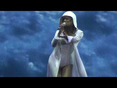 Beyoncé - Smash Into You Live In Athens,Greece (I Am...Tour) @ O.A.K.A. 11/08/09