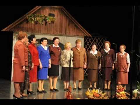 Pevke Trstenke iz Podlehnika - Po vrtu sem šprancirala