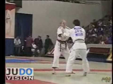 JUDO 1996 Tournois de Paris: Karin Kienhuis (NED) - Yoko Tanabe 田辺 陽子 (JPN)