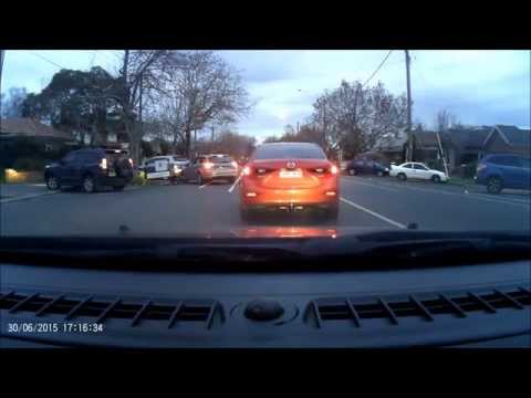 Viral Video UK: Cyclist has nasty crash while passing car!