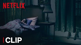 The Haunting of Hill House | Clip: Spot The Uninvited Visitor | Netflix