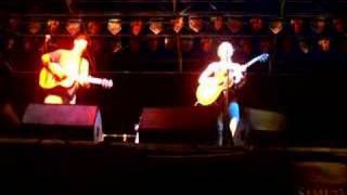 Toby Lightman performing Dont Wake Me