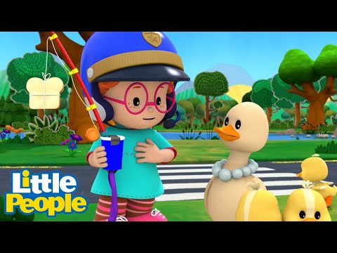 Fisher Price Little People | Why Did the Duck Cross the Road? | New Episodes | Kids Movie