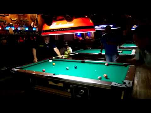 Rodney Morris and Mike Massey Do a Trickshot