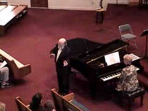 Bill McKenna sings Granada & Nessun Dorma