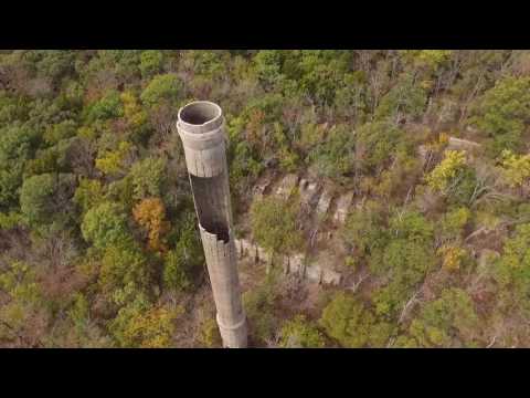 Le Hunt, KS, abandoned cement plant