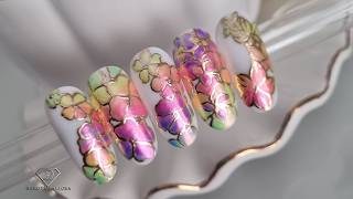 Magic chrome ombre flowers 🌈😍 Effective but easy nail art with ombre flowers and chrome pigment 