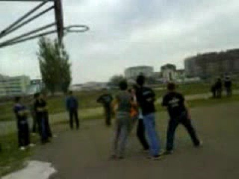 kqyre qka oo streetball:P me shpetimin nkryee:P