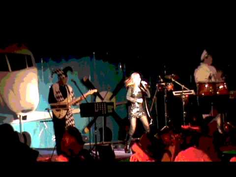 KRIS ROSA TRIO   Sta Maria   Azores 2011  " Rapunzel "