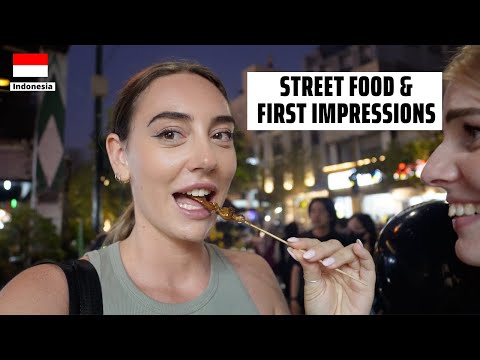 Our FIRST IMPRESSIONS of YOGYAKARTA Indonesia 🇮🇩