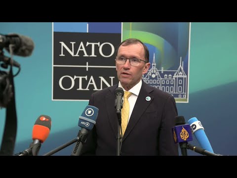 Video Thumbnail: Norwegian foreign minister says US troop drawdown should happen in 'structured manner' | AFP