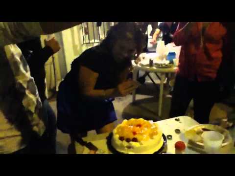 Pastelaso en el kumple de la vane