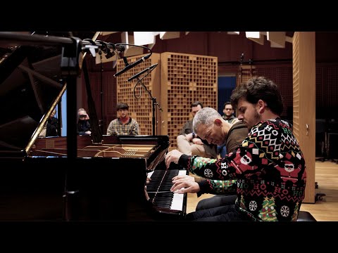 SIDE BY SIDE STUDENTS AND TEACHERS OF THE JAZZ INSTITUTE