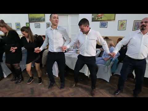 Marian de la Murgeni e sarbatoare si rasuna muzica sarba