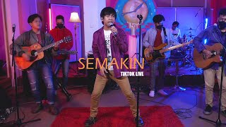 Download lagu D MASIV Semakin TikTok Live... mp3