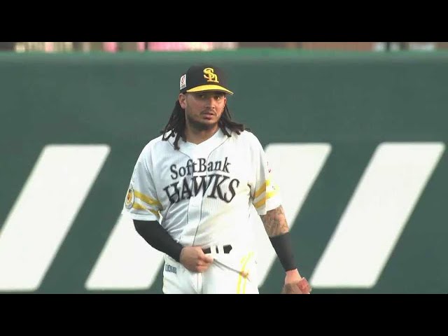 【ファーム】投手も思わず拍手!! ホークス・ガルビス 軽快なランニングスロー!!  2023年6月23日 福岡ソフトバンクホークス 対 オリックス・バファローズ