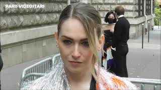 Jamie Clayton ( Sense8 , Designated Survivor ) @ Paris Fashion Week 1 october 2021 show Loewe video