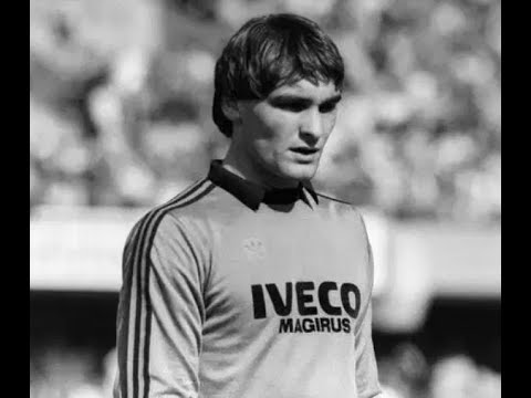 1980/81 Walter Junghans vs Liverpool 0-0 (European Cup Semi-Final 1st leg, A)