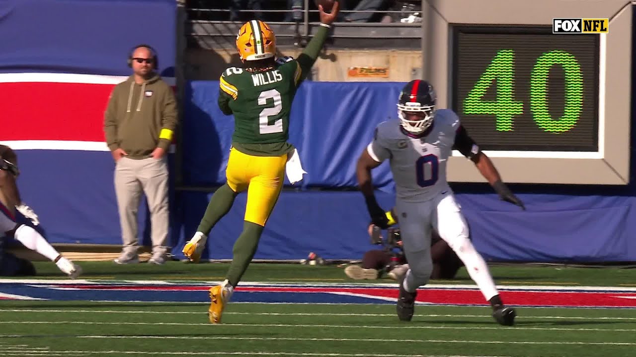 Willis dimes up Watson under pressure for a TD strike