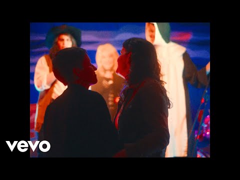 Gordi, Alex Lahey - Dino's (Official Video)