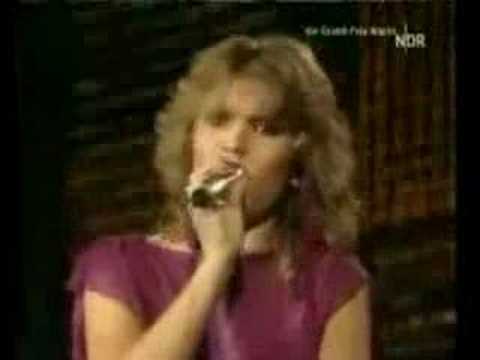 Gry - We're like Starlight (ESC 1983)