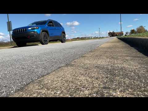 Drive by and Revs with my new Gibson Exhaust- 2021 Jeep Cherokee Trailhawk 3.2L, V6