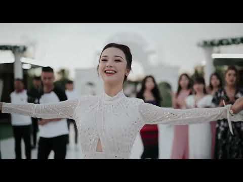 Uyghur Wedding: A Modern Love Story