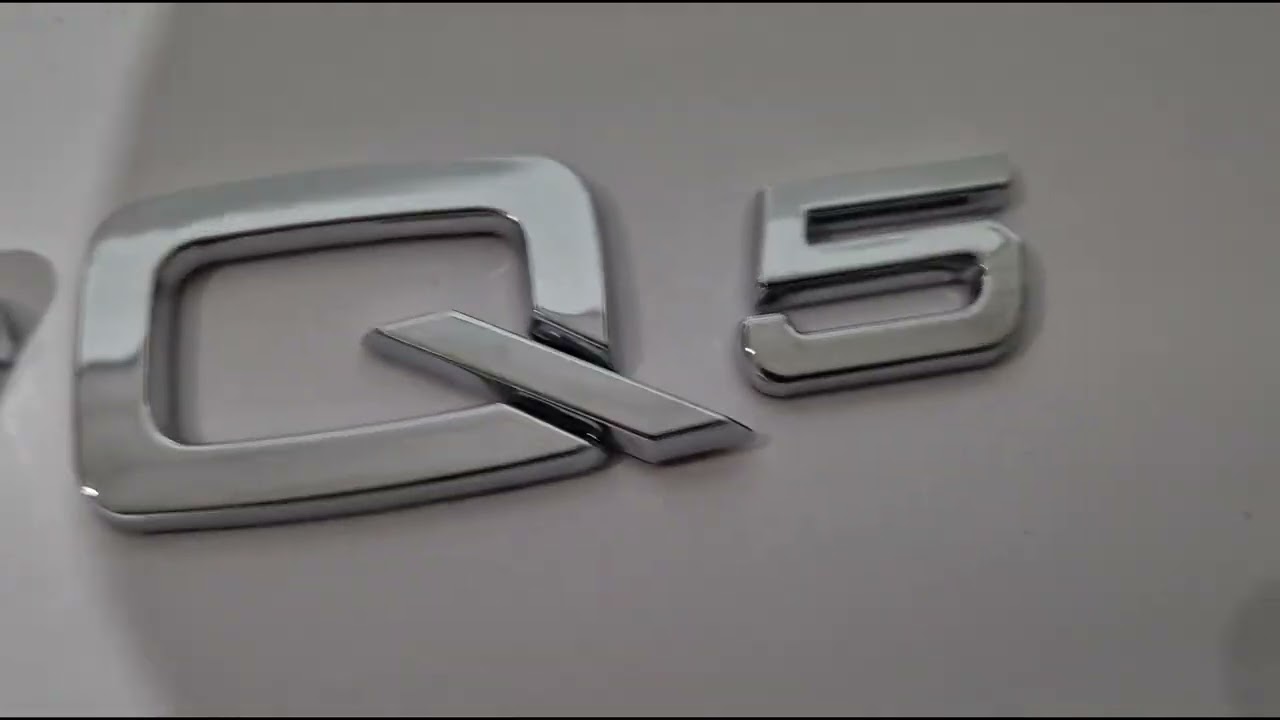 Audi Надпись RSQ5 Video 1