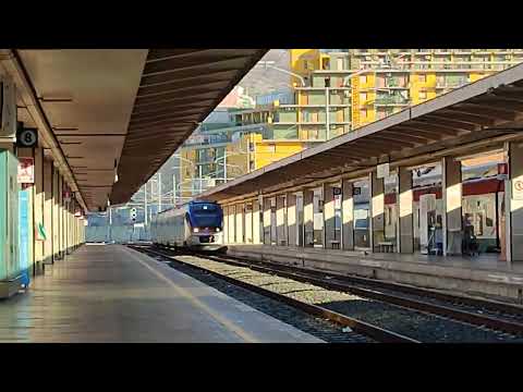 Treni fantastici a Palermo Centrale.