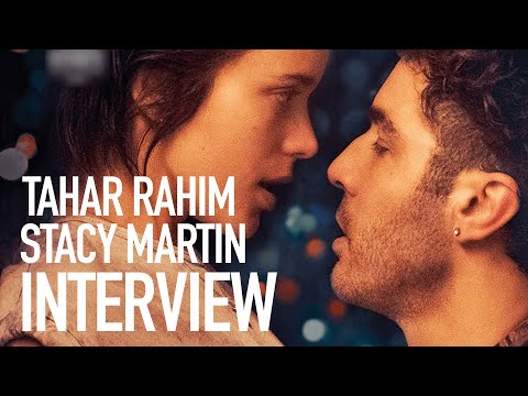 PUNTO/BANCO - Tahar Rahim & Stacy Martin