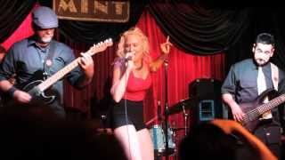 Lil' Taste of Ms. Moxie Live