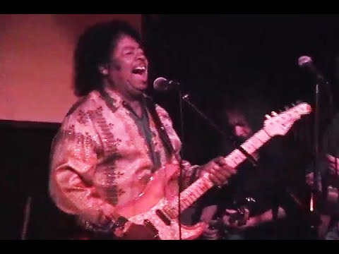 GUITAR SHORTY at The Joint (Los Angeles) - November 19, 2001 - "Hey Joe" and a blues original