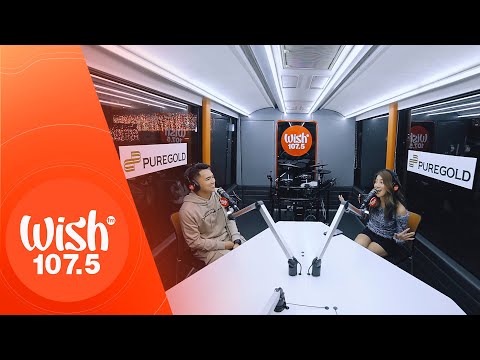 AIKEE and Chloe Redondo perform "Kahit Bata Pa Ako" LIVE on Wish 107.5 Bus