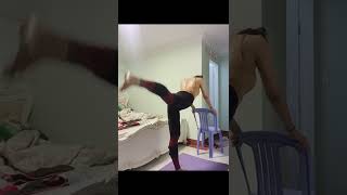 ខ្ញុំពិបាកចិត្តពេក អញ្ចឹងកណ្តាលយប់ក៏ត្រូវហាត់ប្រាណកុំអោយខ្ញុំតានតឹង ហត់ចិត្ត ?