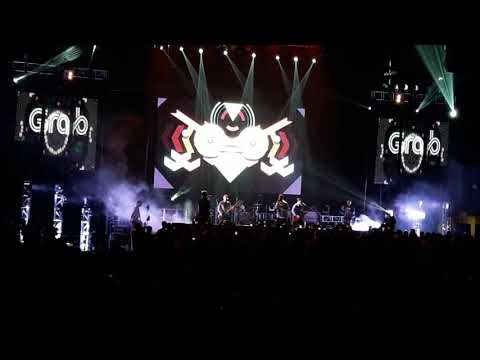 Rocksteddy sings Pare Ko at Ka-Grab Rewards Plus