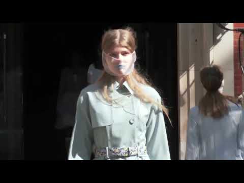 Bora Aksu London Woman SS 2021