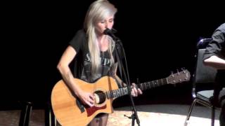 LIGHTS &quot;Peace Sign&quot; Live (Siberia Acoustic Tour) - Toronto, ON - Wintergarden Theatre