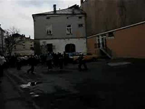 01. Kartaty Krosno - CZARNI JASLO ( starcie w centrum) 2005