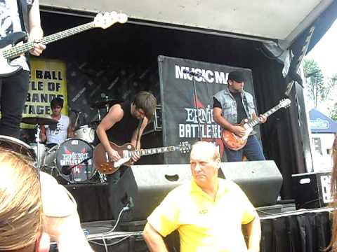 Leading The Heroes @ Warped Tour 2010