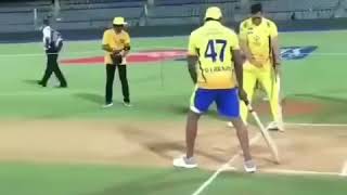 Chennai Super Kings captain MS Dhoni and DJ Bravo running competition | Chennai Super Kings | CSK