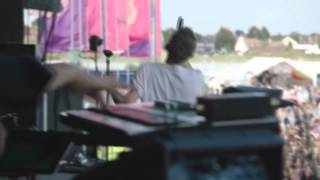 Years &amp; Years - Ties live at Wild Life Festival  07/06/2015
