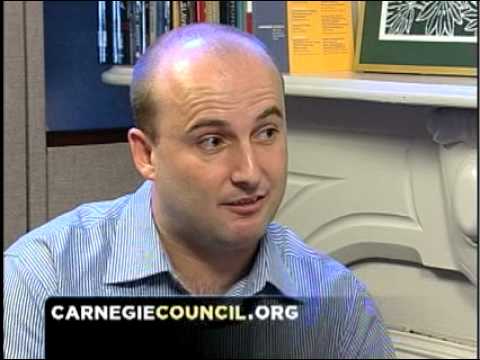 Alex Bellamy: Defining R2P