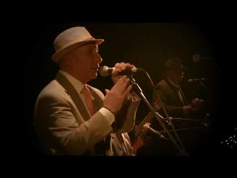 Los Embajadores de la Isla - El Gran Tirano (Letra Subtitulada)