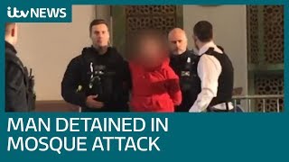 Worshippers tackle knifeman in London Central Mosque stabbing attack |